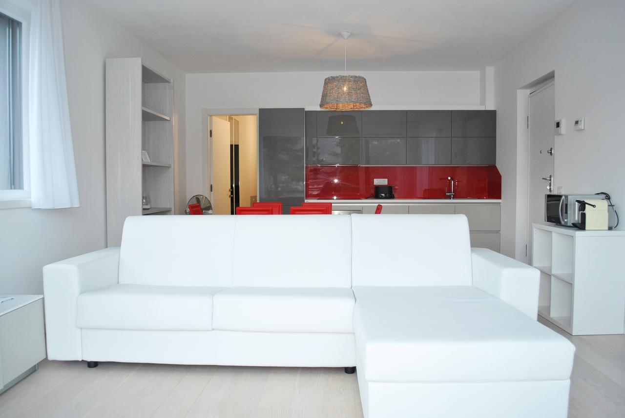 Baia Blu - Luxury Apartments With Pool Cremia Kültér fotó