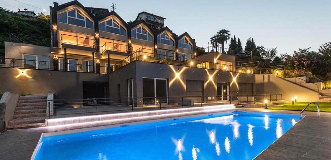 Baia Blu - Luxury Apartments With Pool Cremia Kültér fotó